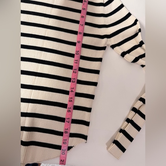 STRADIVARIUS Black & Cream Striped Sweater – Classic Prep & French Girl Chic ✨ - Picture 9 of 10